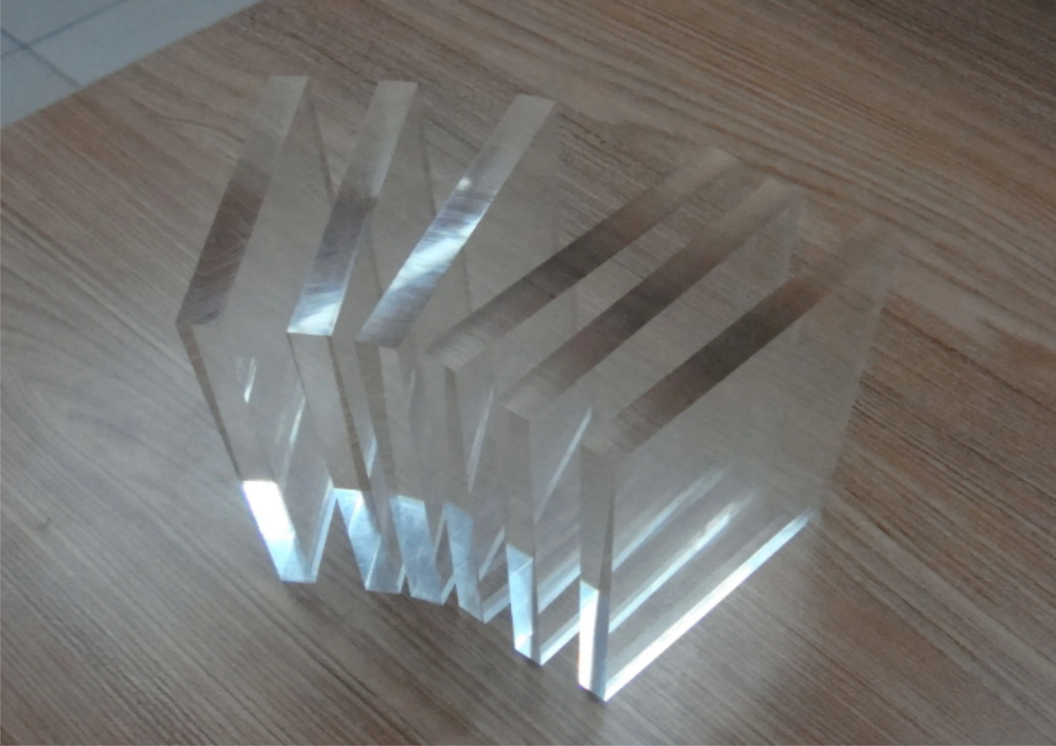 自动亚克力边缘抛光机