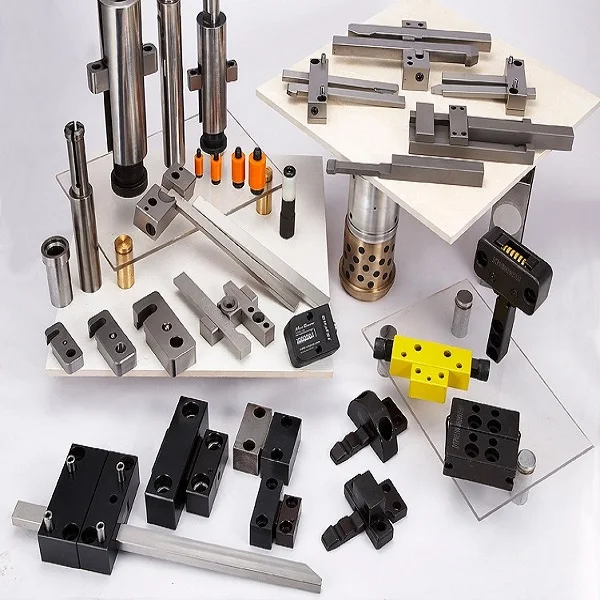 Пресс с замочком на фс 19. Parting locks. Mold parting lock по-русски. Фрикционный винт. Parting locks.