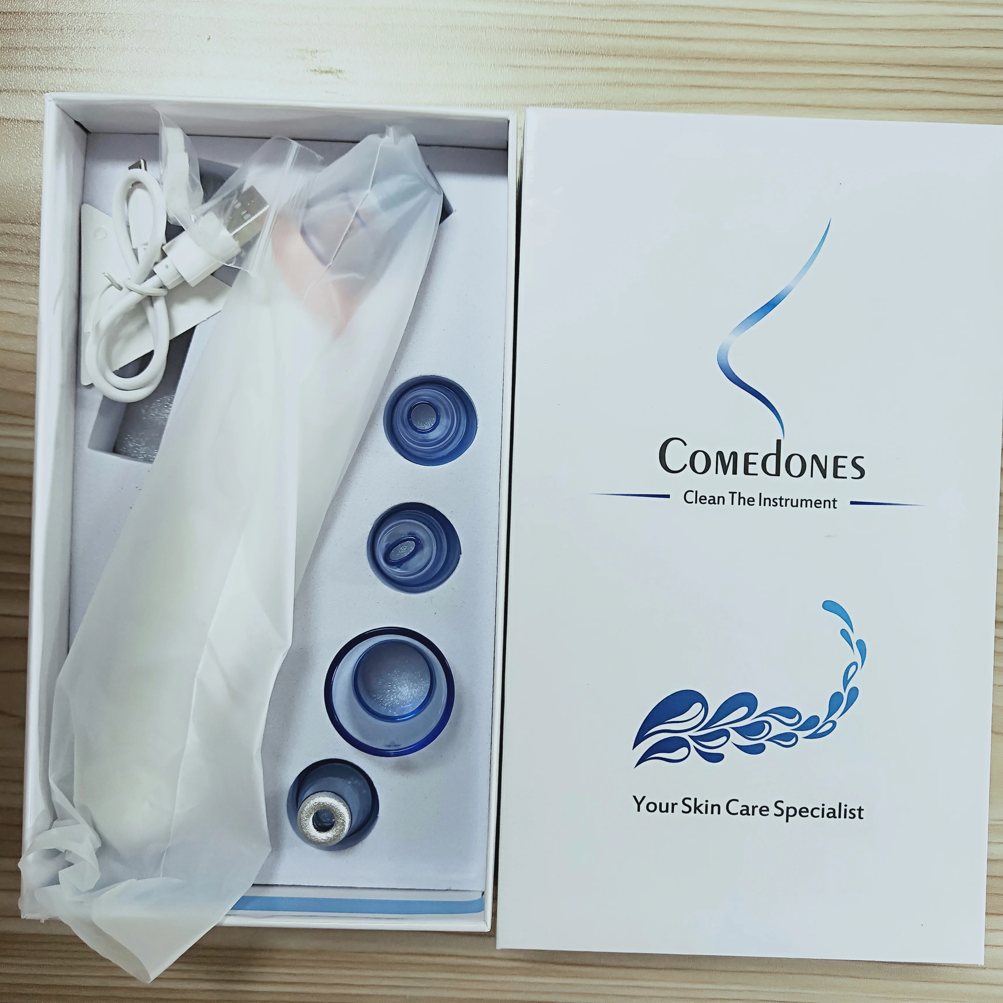 

Facial Skin Care Electric Suction Remove Blackhead Pore Cleaner Vacuum Blackhead Remover Vacuum Tool, White,black,red