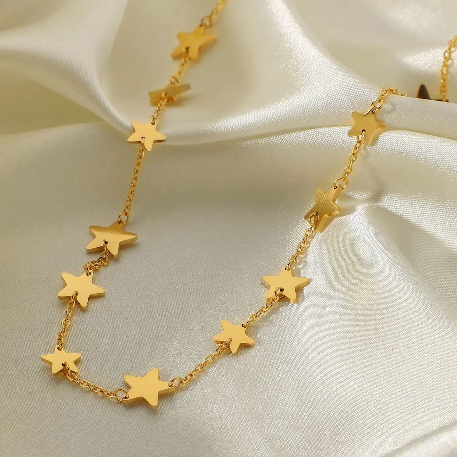 

New Trend 18K Gold Plated Stainless Steel Waterdrop French Elegant Mulpitle Star Choker Necklace for Women