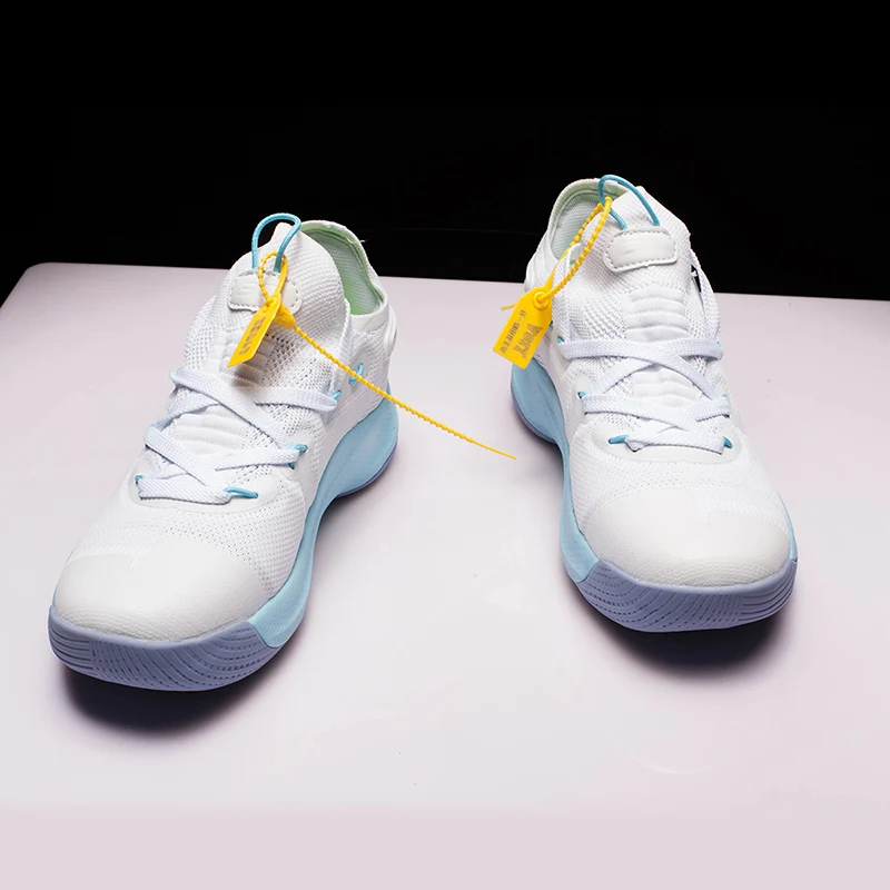 

Hot Sale Brand Fashion Black And White 2020 Sneakers For Men Man Sport Shoes