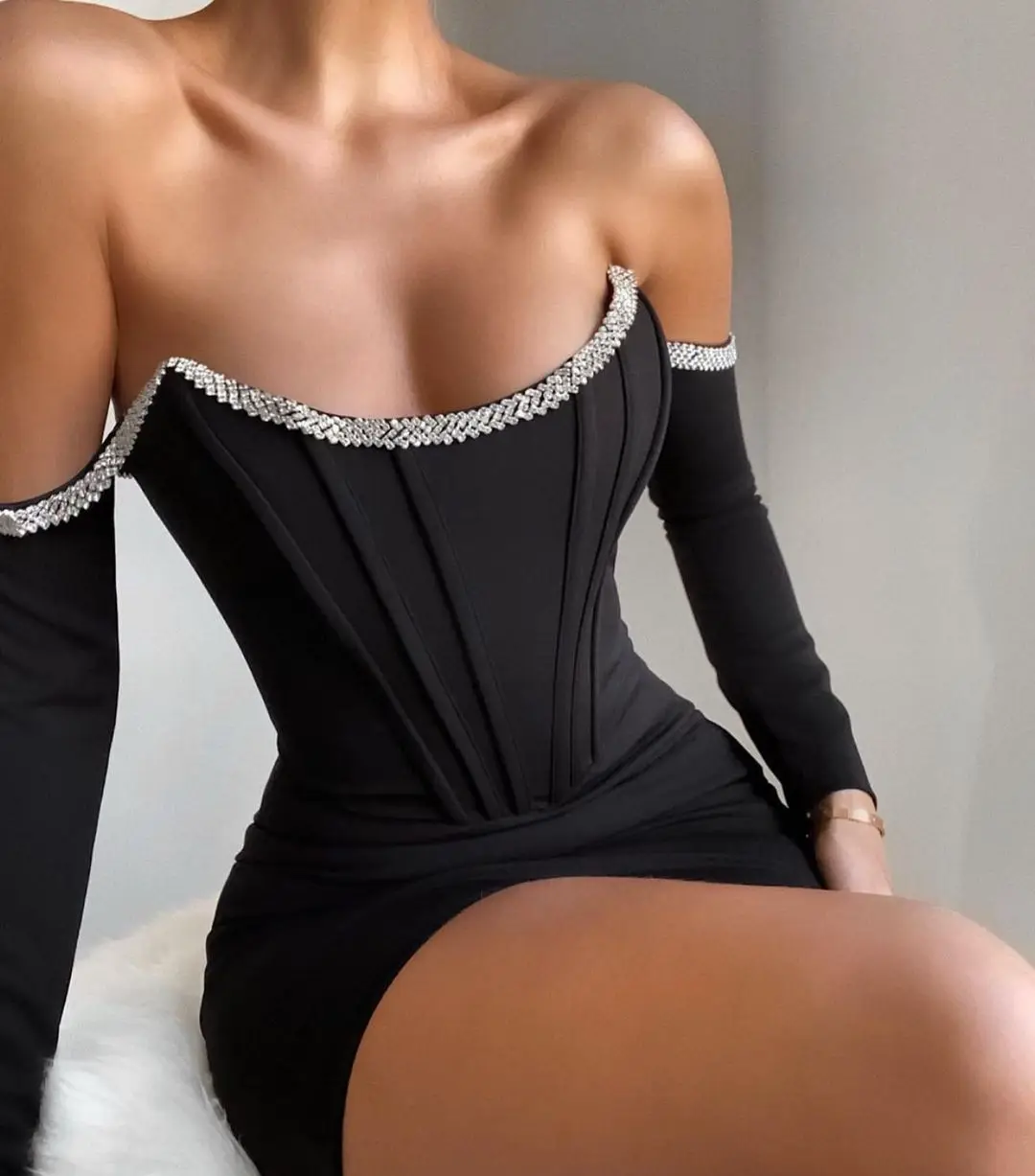 

Strapless Elegant Black Diamonds Bandage Women Mini Vestidos Sexy Long Sleeve Backless Bodycon Dresses 2021, As picture