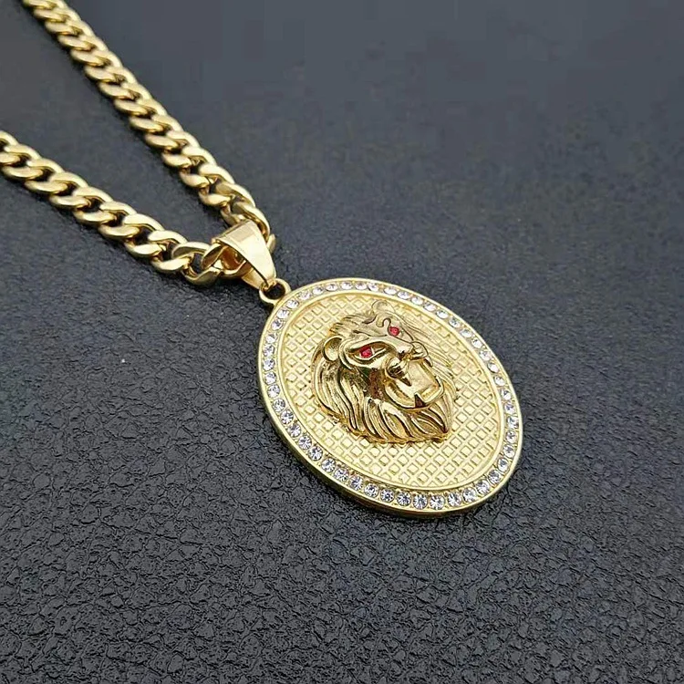 

Titanium Steel Gold Plated Round Animal Head Pendant Crystal Inlaid Red Eyes Oval Lion Head Necklace Pendant