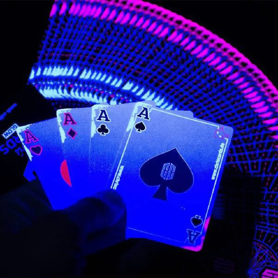 

Wholesale Card Waterproof Sublimation Playing Card Game Glowing Poker Custom Playing Cards