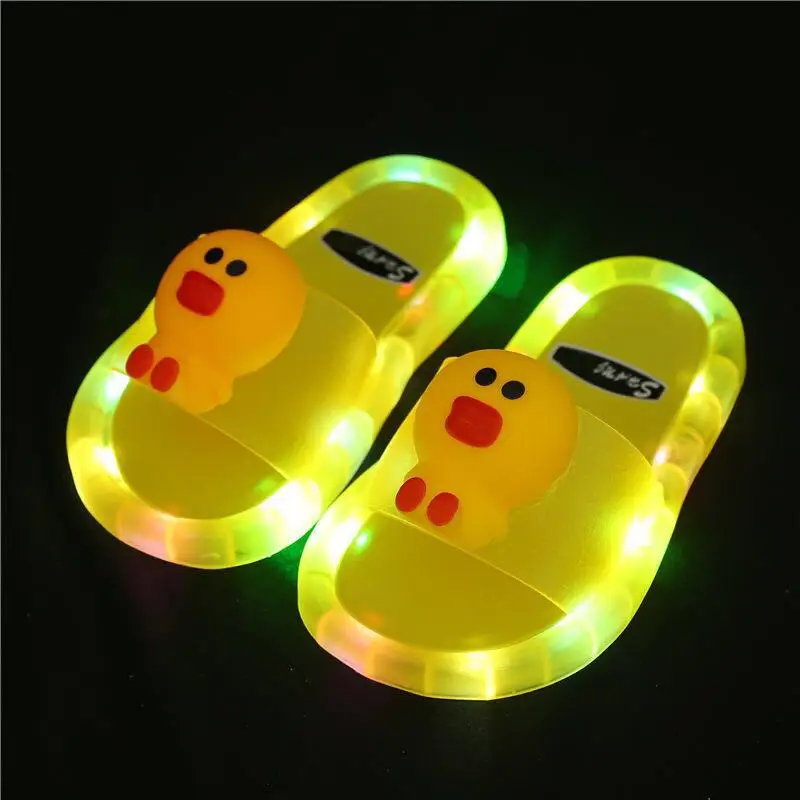 

2022 New Fashion Low MOQ Children Luminous Slippers Cartoon Pattern Cute Baby Boys Girls Unicorn Summer Slide Slippers