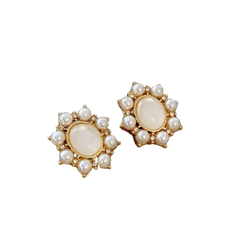 

korean earrings pearl design luxury earrings stylish popular wholesale earrings, 40 various designs available