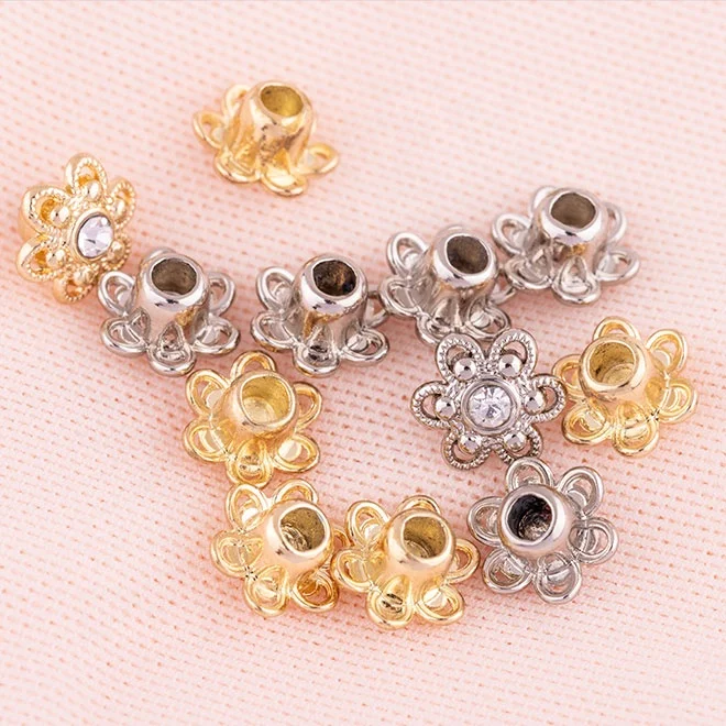 

factory goods Custom customized shiny rivet studs garment accessories rhinestone rivet for clothes OEM