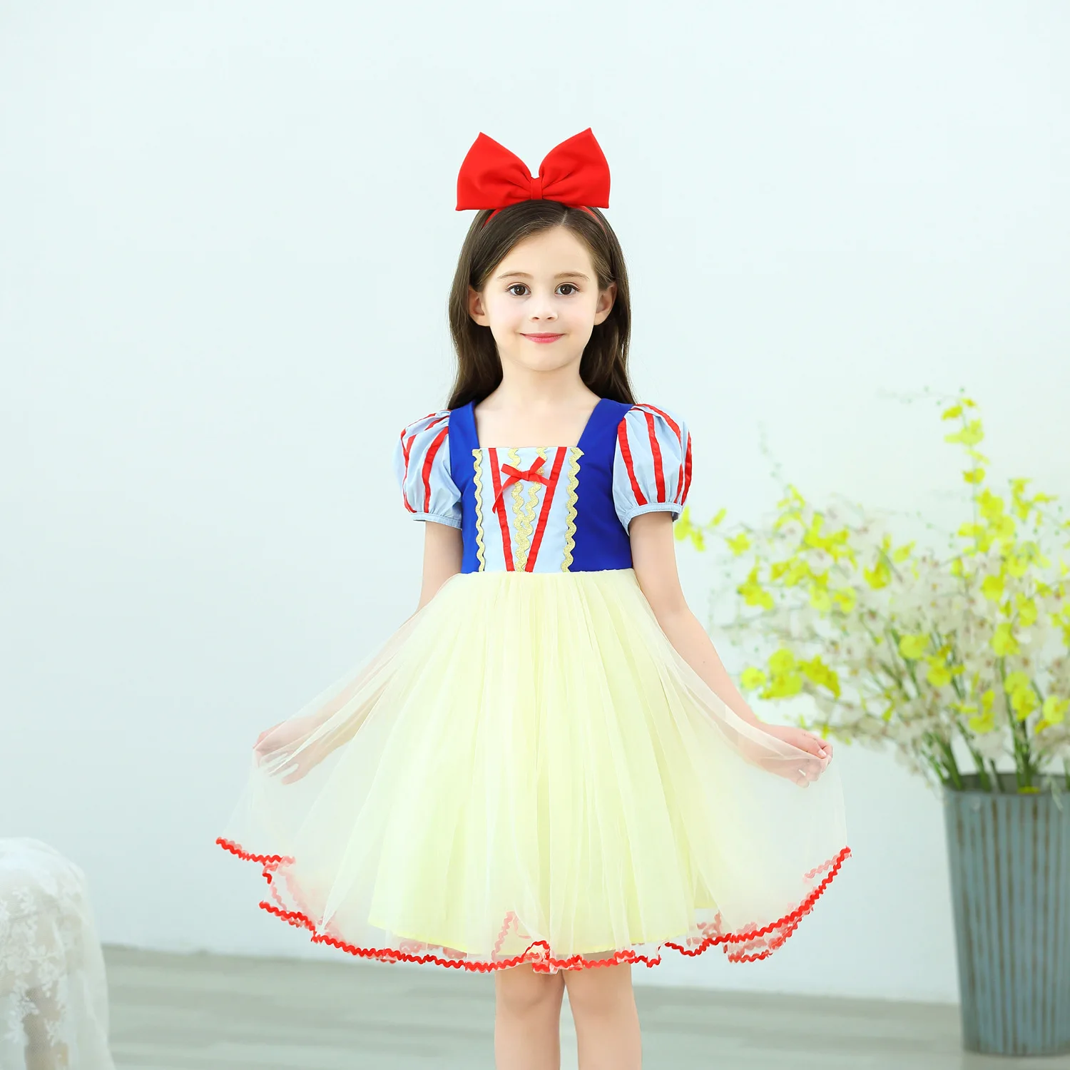 

Snow White Princess New Fashion Kids Clothes Girls Party Dresses With Headband BX1652