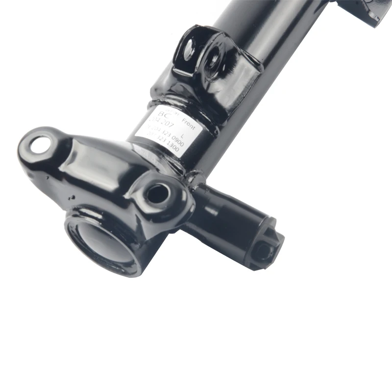 W204 front shock 3.jpg