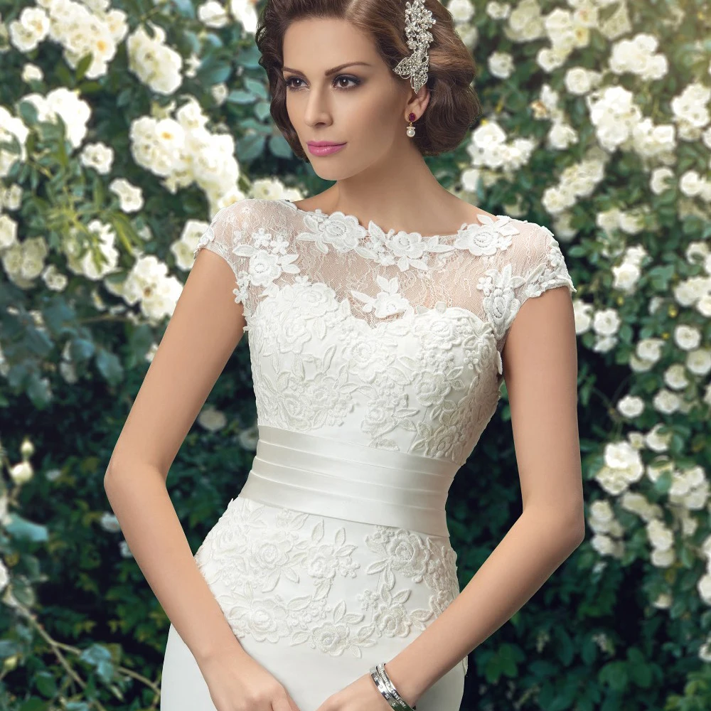 
mermaid tail bridal gown wedding dress 