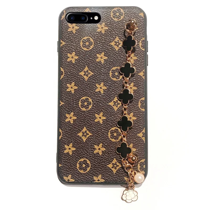 

Stylish brand pattern soft pu cover phone case hot custom design luxury wrist strap chain leather cell phone case, Brown