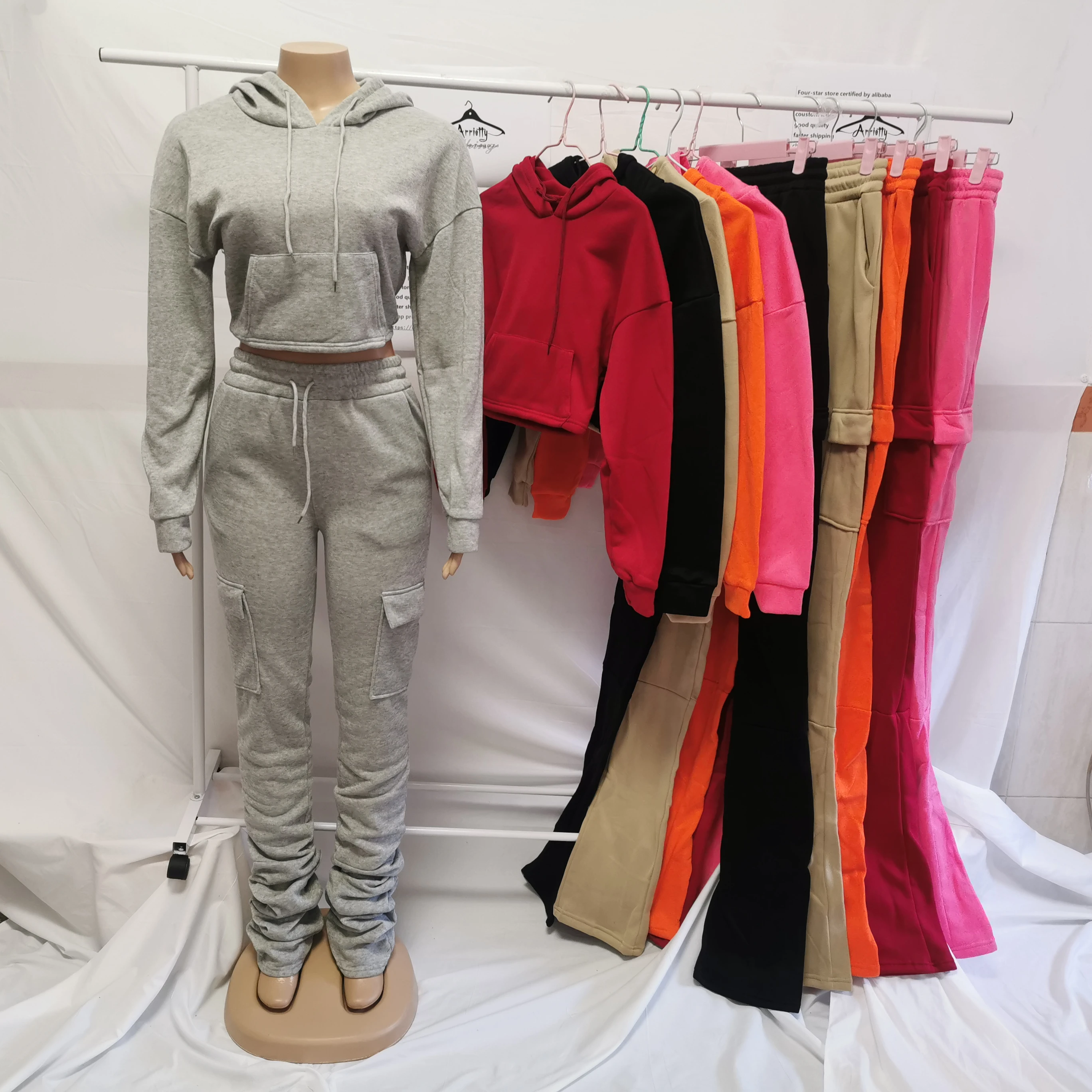 

Custom Logo Cotton Woman Fleece Crop Top Hoodie Stacked Thick Sweatpants Two Piece Outfits joggers pants two piece pants set