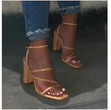 
2020 Block heel shoes women New summer high heeled Sandals Slippers Fashion Chunky Heels belt Buckle Plus size White Pink beige 