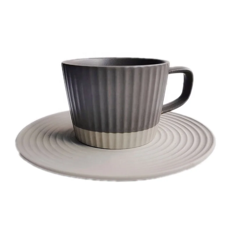 

Japanese-style handmade retro simple flower pattern ceramic coffee cup and saucer