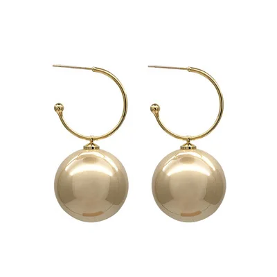 

2021 Champagne alloy big pearl exaggerated pearl ear hangers