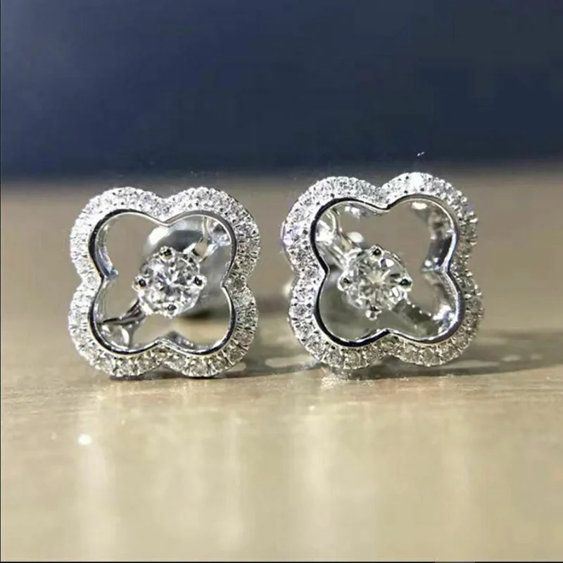 

Fashion Stud Earrings Hollow Out Flower Design Women's Stylish Accessories for Party Brilliant Cubic Zircon Hot Jewelry, Picture shows