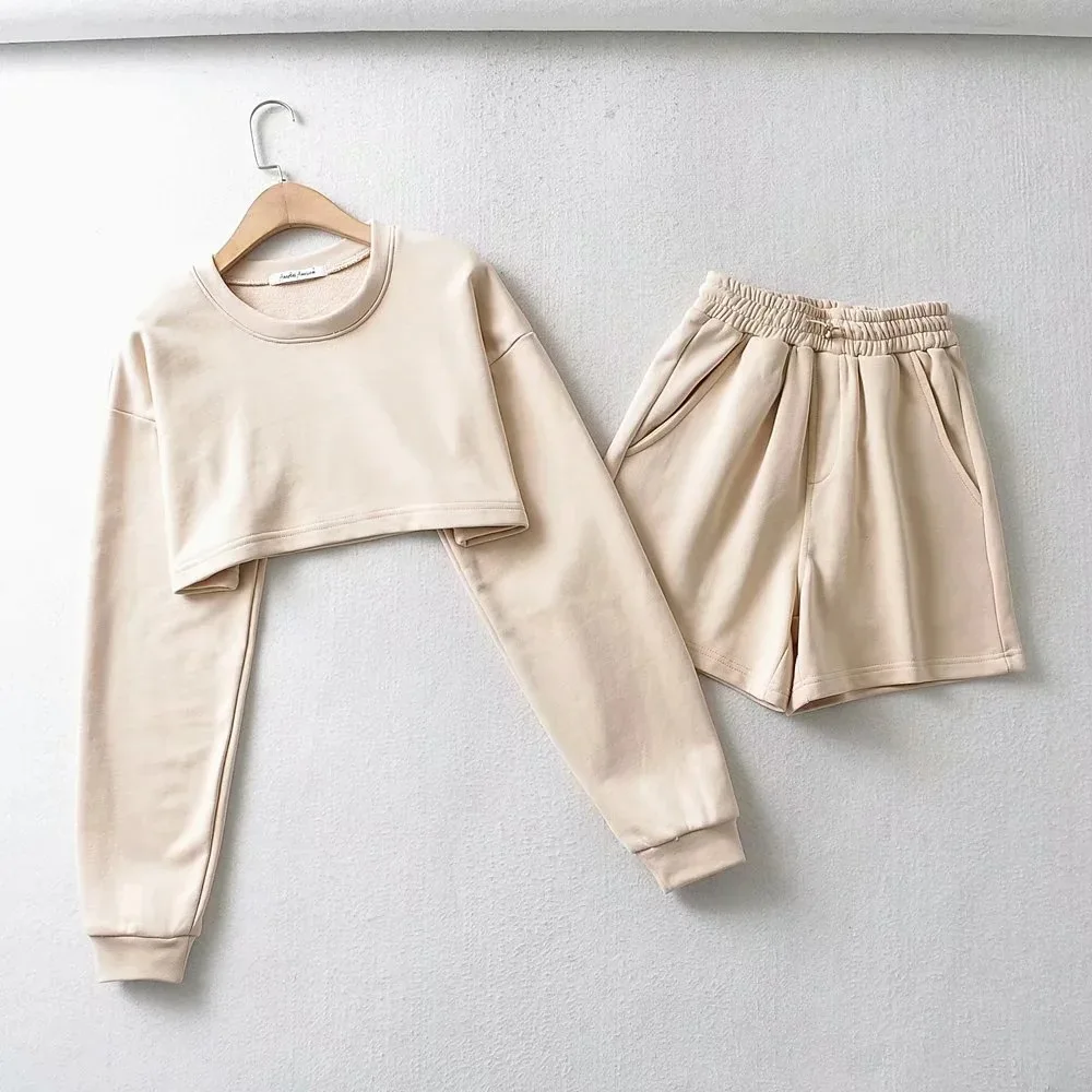 

Cotton Women's Custom Logo 2 Piece Crop Sweatshirts And Shorts Sets