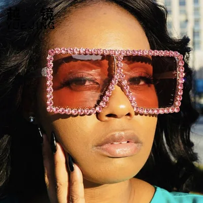 

Luxury Big Frame Oversized Rhinestones Sunglasses Women Colorful Diamond Sun Glasses Customized Square Women Shades Sunglasses