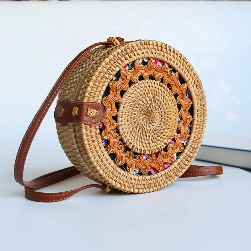 

Handwoven Round Rattan Crossbody Bag for Women Leather Shoulder Straps Round Rattan beach Bags