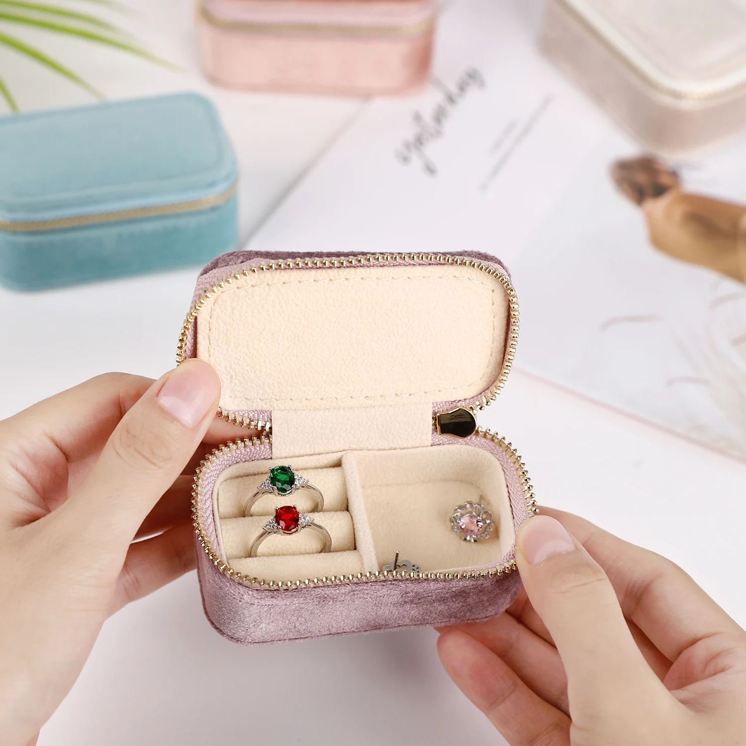 

Pink luxury Velvet Box for Jewellery Earring Ring Necklace Packing Organizer Container Small velvet Travel jewelry storage box