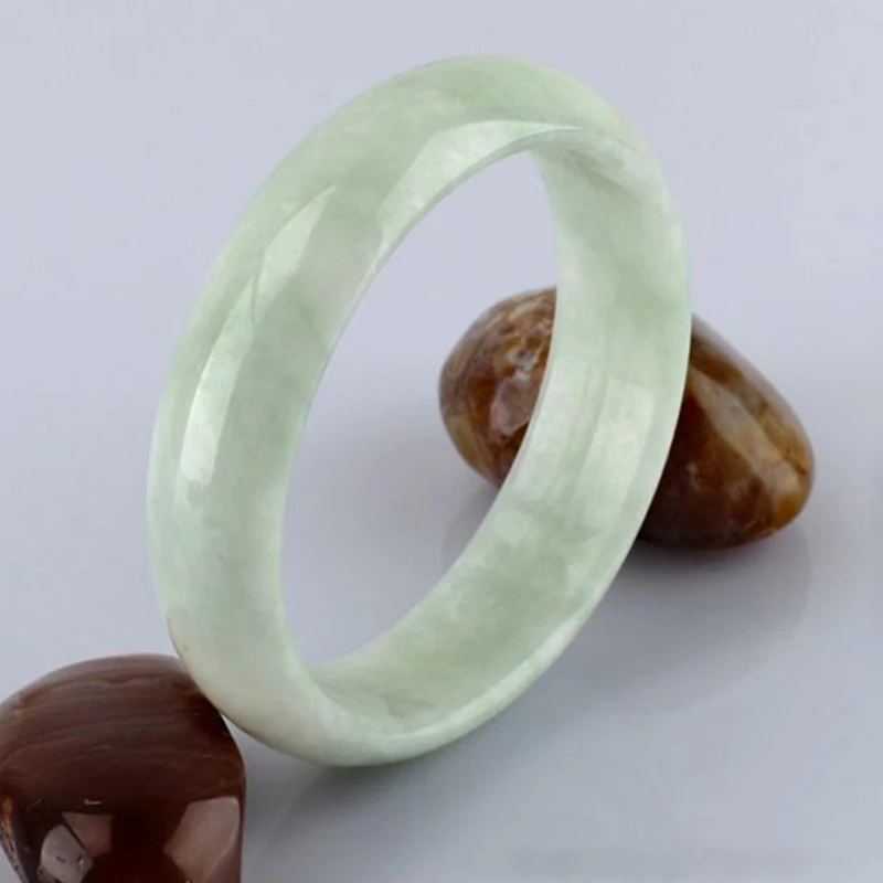 

Wholesale Promotional Beautiful Green Stone Bracelets High Quality Rounded Natural Stone Jade Bangle Green, Silver