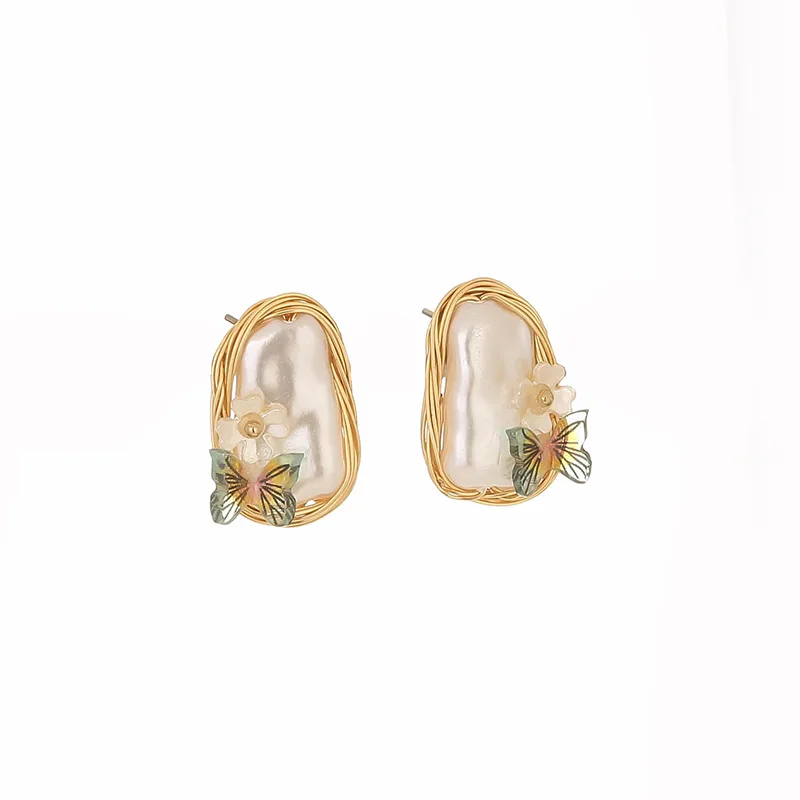 

2021 new hand-wound temperament retro exquisite earrings female baroque pearl butterfly creative fashion earrings