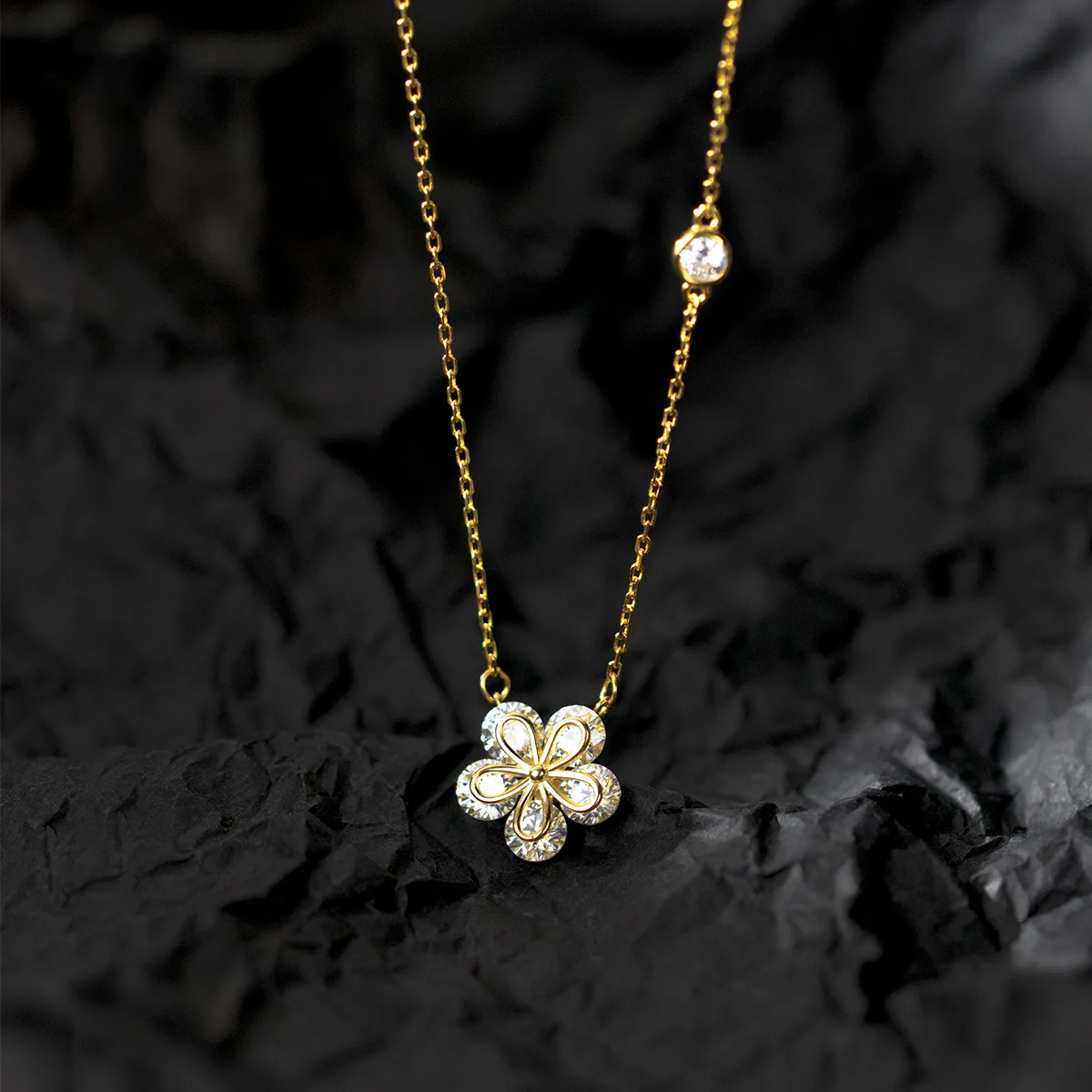Fashion Fine Jewelry 925 Sterling Silver Flower Diamond Five Petals Zircon Pendant Gold Plated Necklaces Women