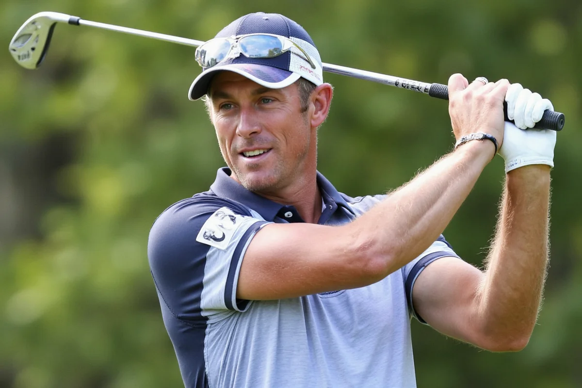 how old is gary player the golfer