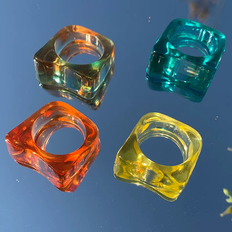 

OUYE Girl Korea Cold Wind Transparent Colorful Square Acrylic Ring Resin Accessories Three-dimensional Finger Jewelry, Picture