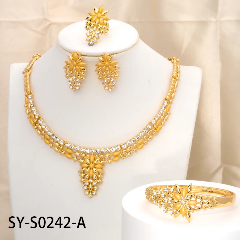 

Luxury Jewelry 18 Karat Brazilian Gold Set African Manufacture Gold Plated bridal jewelry set