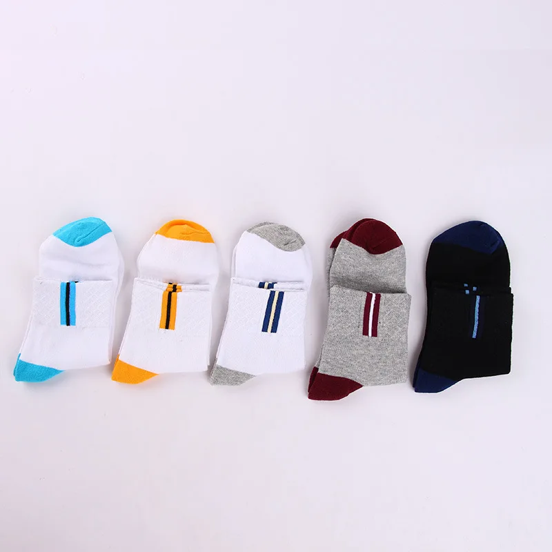 

Custom design embroidered logo knit warm socks mens socks business socks cotton box, Black