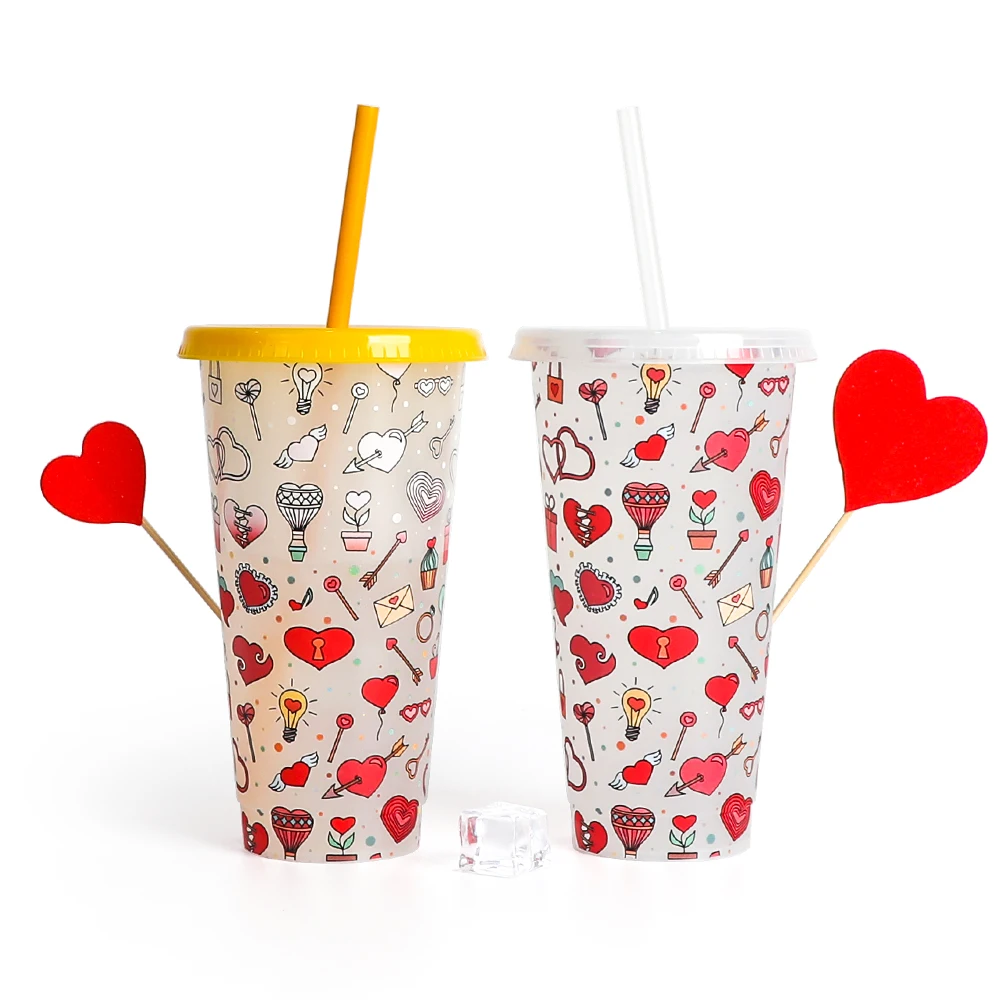 

Plastic tumblers color changing cups with lids and straws