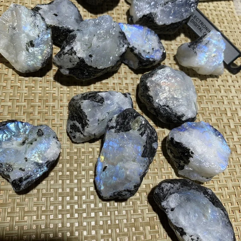 

3-5cm bulk moonstone Sized Natural Rough Moonstone Tumbled Moonstone crystals and minerals