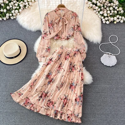 

One Size Fashion Set Women's loose bow tie floral chiffon shirt High waist pleated skirt Two piece set