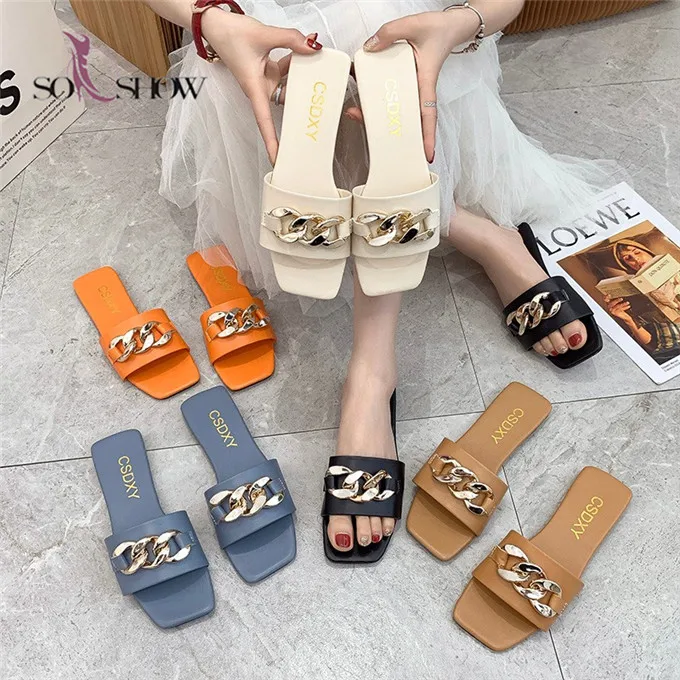 

2021 China cheap big size slippers with chain design flat shoes summer slipper for women