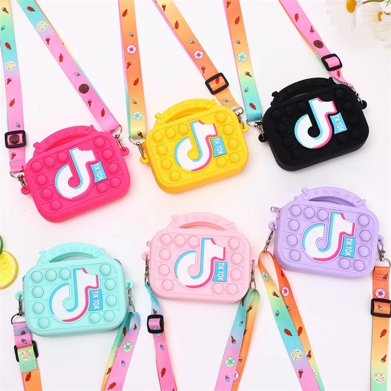 

2022 new kids pop it purse tiktok cross body bag little girls tiktok popit purse handbag silicone tik tok pop it purse, Black/pink/purple/blue/hot pink/yellow