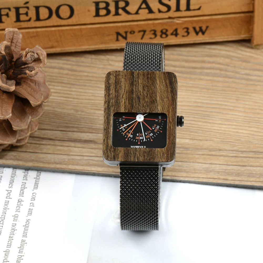 

Unisex Korean OEM brand 3ATM alloy and wood watch in Minimalist style Wholesale and OEM sports style samrtwatch