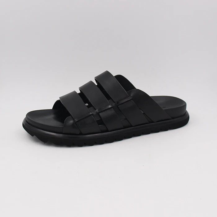 
2020 new small size leisure male sandals comfortable summer leather slippers men 