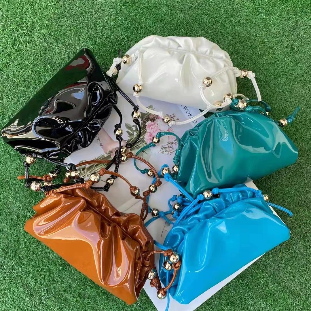 

2021 Black Friday New Designer Dumpling Shoulder Bag Bright Light Cross Body Bag Genuine Leather Cloud Handbag for Women
