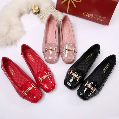 

Wholesale Fashion Low Heel Loafers Women Pointed Toe Pumps Elegant Flat Dress Shoes for Ladies