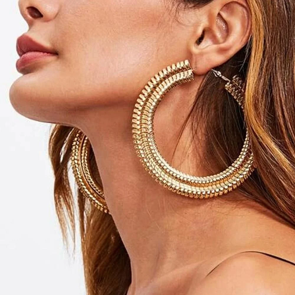 

Kaimei Thick Metal Circle Chain Statement Big Earrings Women Golden Silver Snake Chain Large Gold Hoop Round Clip On Earrings, Many colors fyi