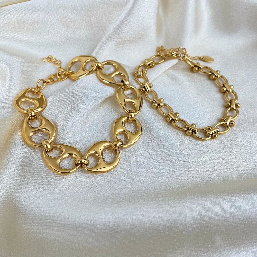 

New Fashion Jewelry 18k Gold Plated Stainless Steel Jewelry Chunky Pig Nose Buckle Coffee Bean Chain O-shaped Dot Bracelet 2024