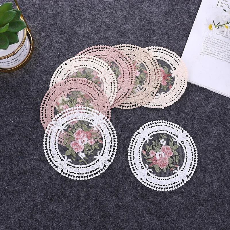 

1pc European Style Lace Retro Coaster Embroidery Shooting Props Desktop Decoration Hollow Woven Tea Set Potholder