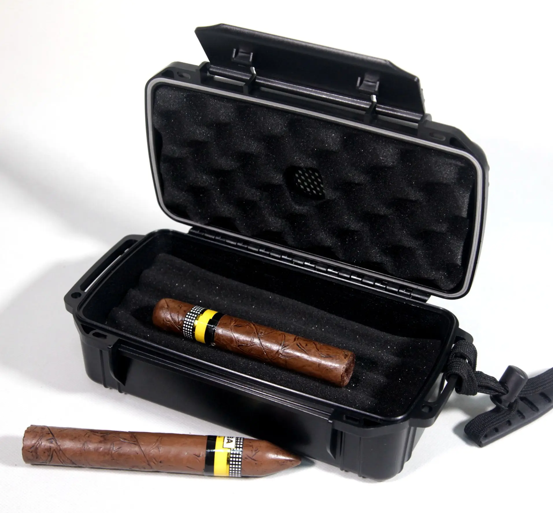 

Manufacturer custom waterproof Travel Portable Cigar Humidor Box with custom cigar holder