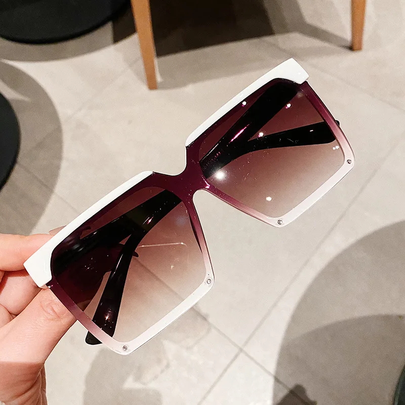

Wholesale Fashion Brand Designer Good Quality Oversized Square Frame Cheap Luxury Trendy Women Girls Stylish Shades Sunglasses