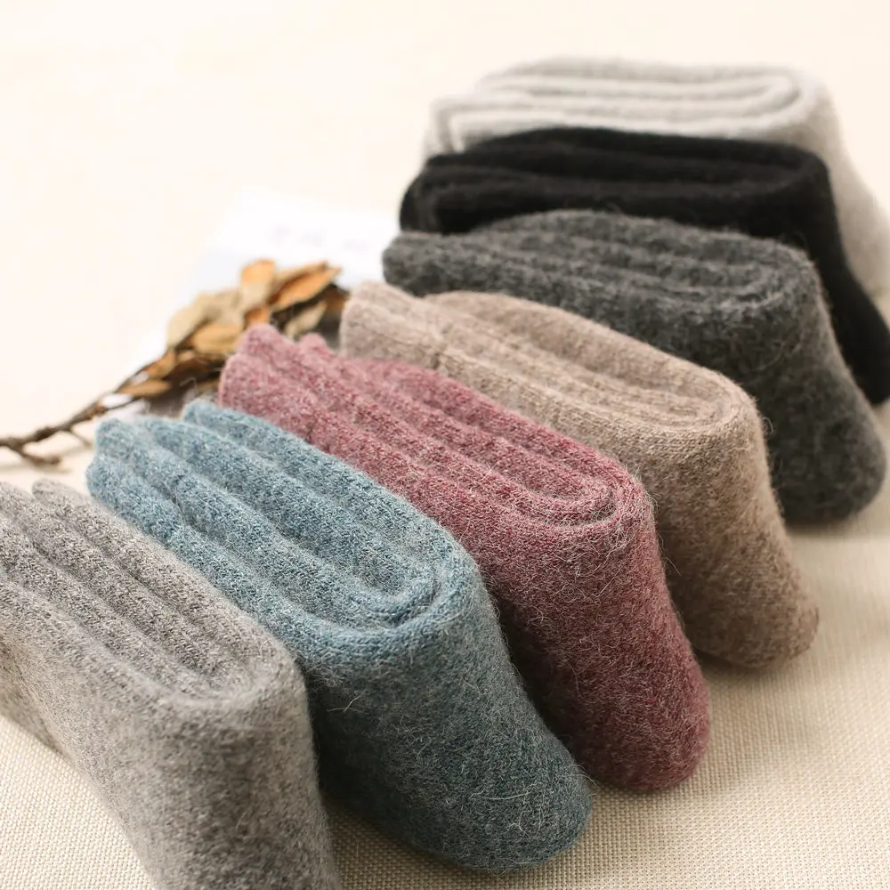 

YUELI wool knitted custom soft warm nice socks, Colorful