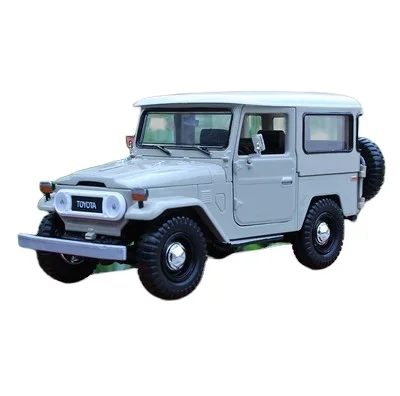 

Japan brand car model Honghe 1:24 FJ40 SUV to imitate the real alloy car model for decorations