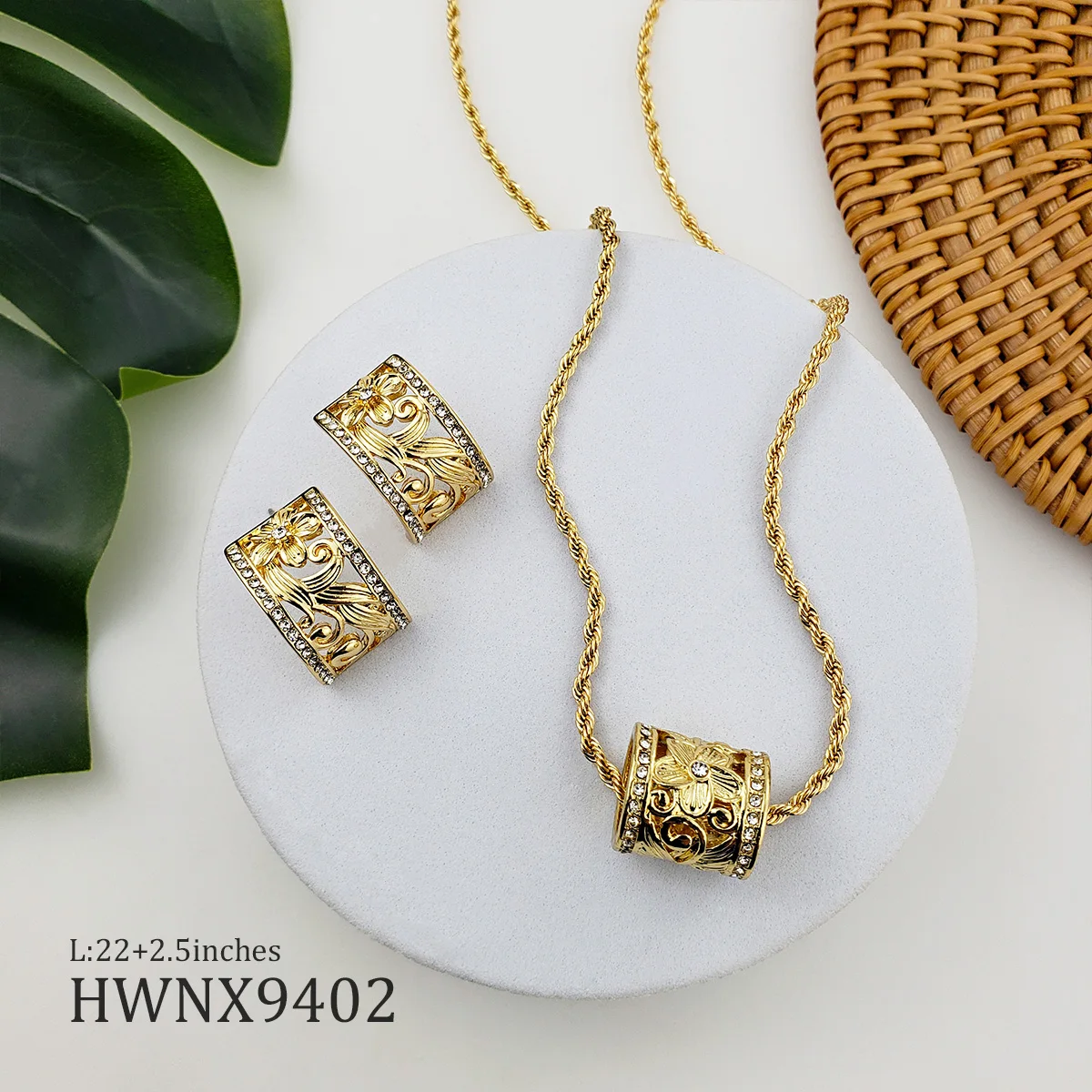 Hawaiian Jewelry Wholesale Plumeria Flower Tube Diamond Design Rope Chian Necklace Set with Stud Hollow Earrings Set for Women