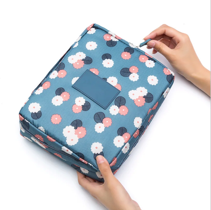 cosmetic bag-251 (26).png
