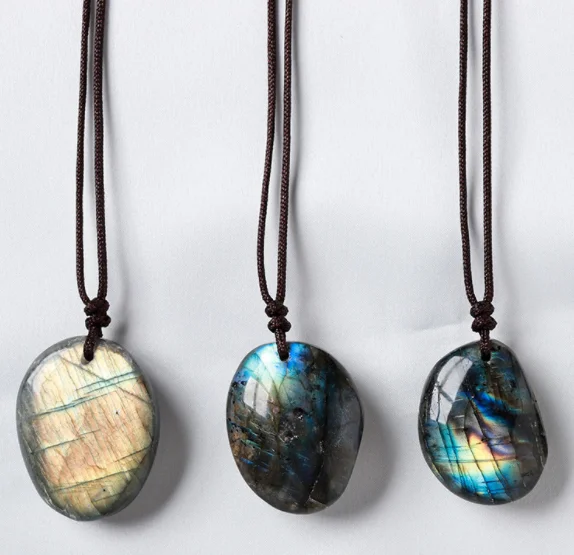 

wholesale energy gemstone real stone pendant necklace jewelry polished oval shaped natural labradorite pendant necklace